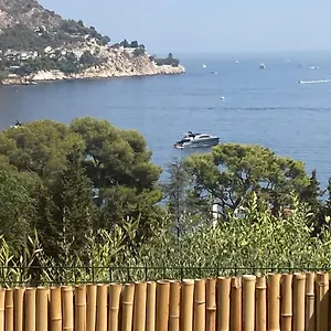 https://un-coin-de-paradis-avec-vue-mer-et-jardin.fr-provencehotel.com