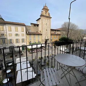 Piazza Mascheroni , Bergamo Italia